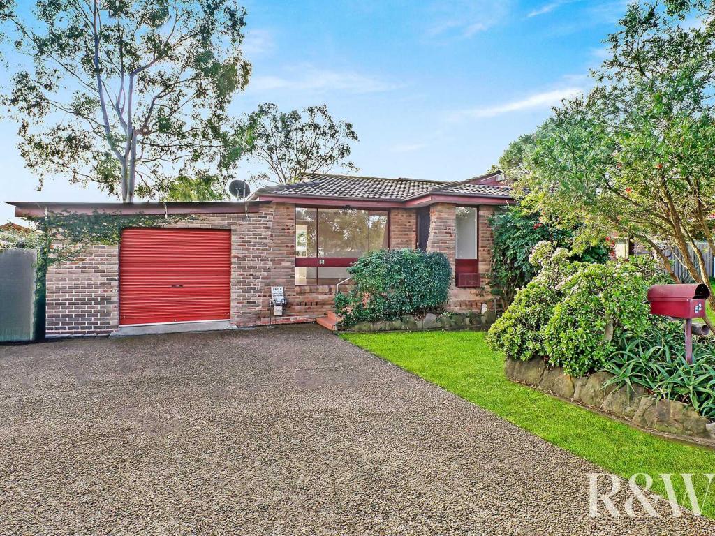 52 Eloura St, Dharruk, NSW 2770