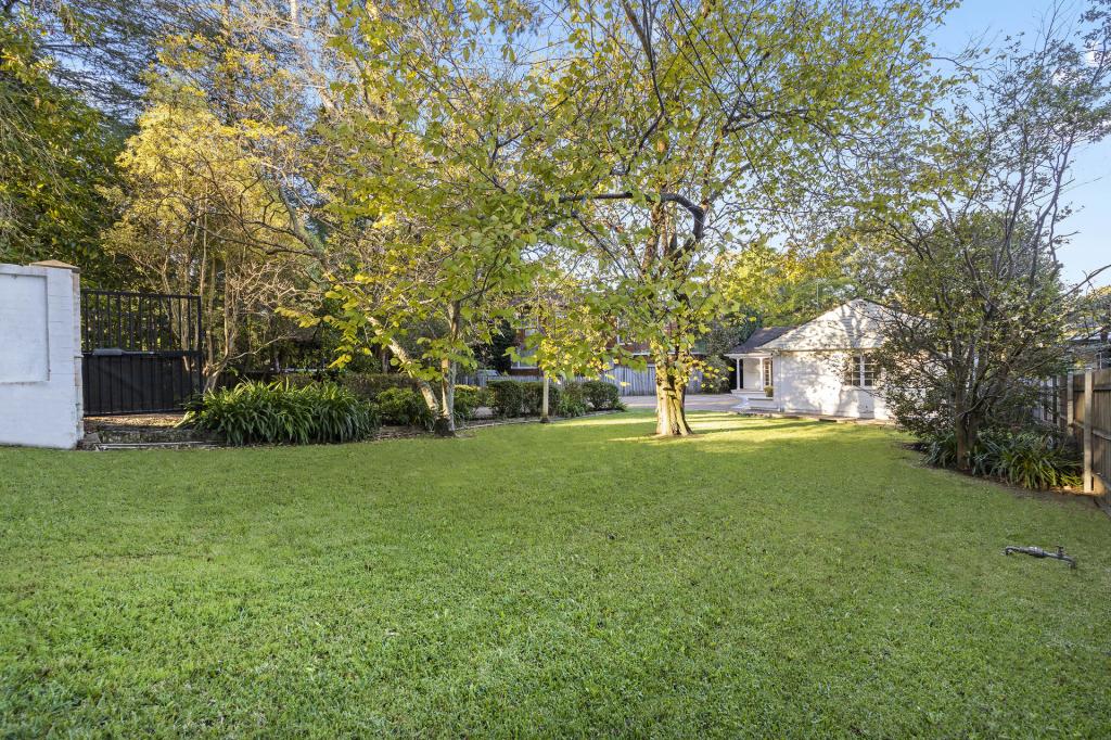 134 BURNS RD, TURRAMURRA, NSW 2074