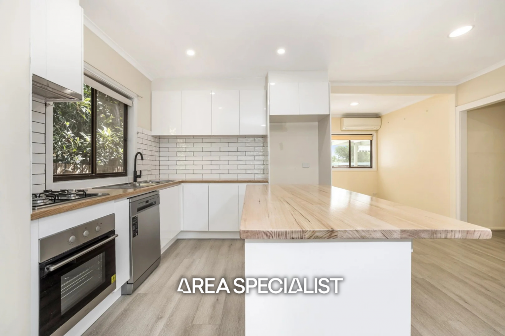 34 KENT ST, KNOXFIELD, VIC 3180