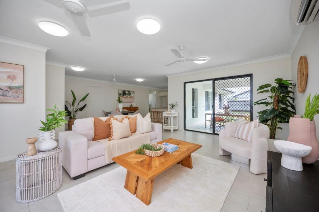 118 Daintree Dr, Bushland Beach, QLD 4818