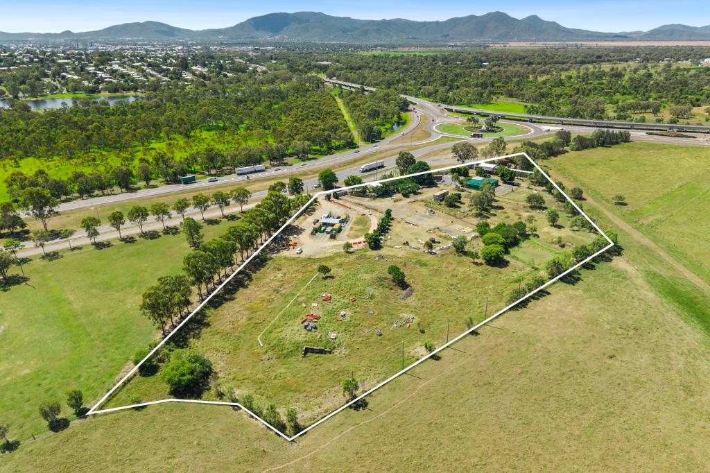 7 Capricorn Hwy, Fairy Bower, QLD 4700