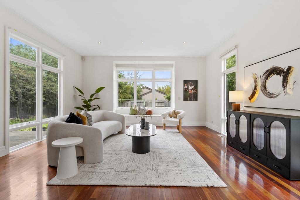 10 Pendle St, Box Hill, VIC 3128