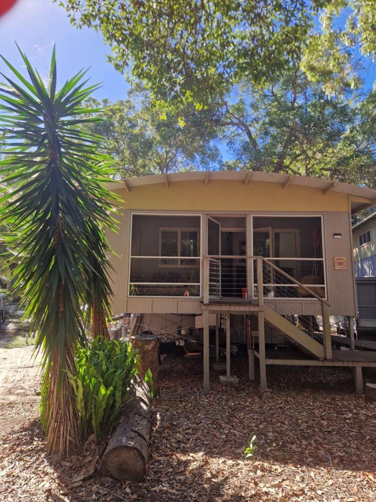 Eco Cabin Island Street, Couran Cove Resort, South Stradbroke, QLD 4216