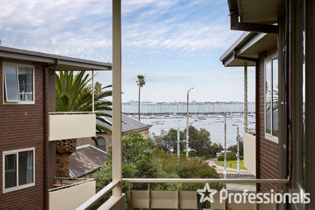 28/1-2 The Esplanade, St Kilda, VIC 3182