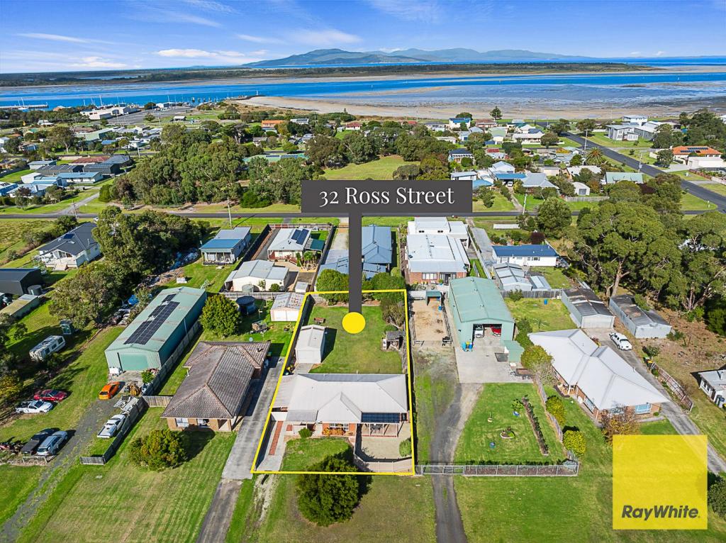 32 Ross St, Port Welshpool, VIC 3965