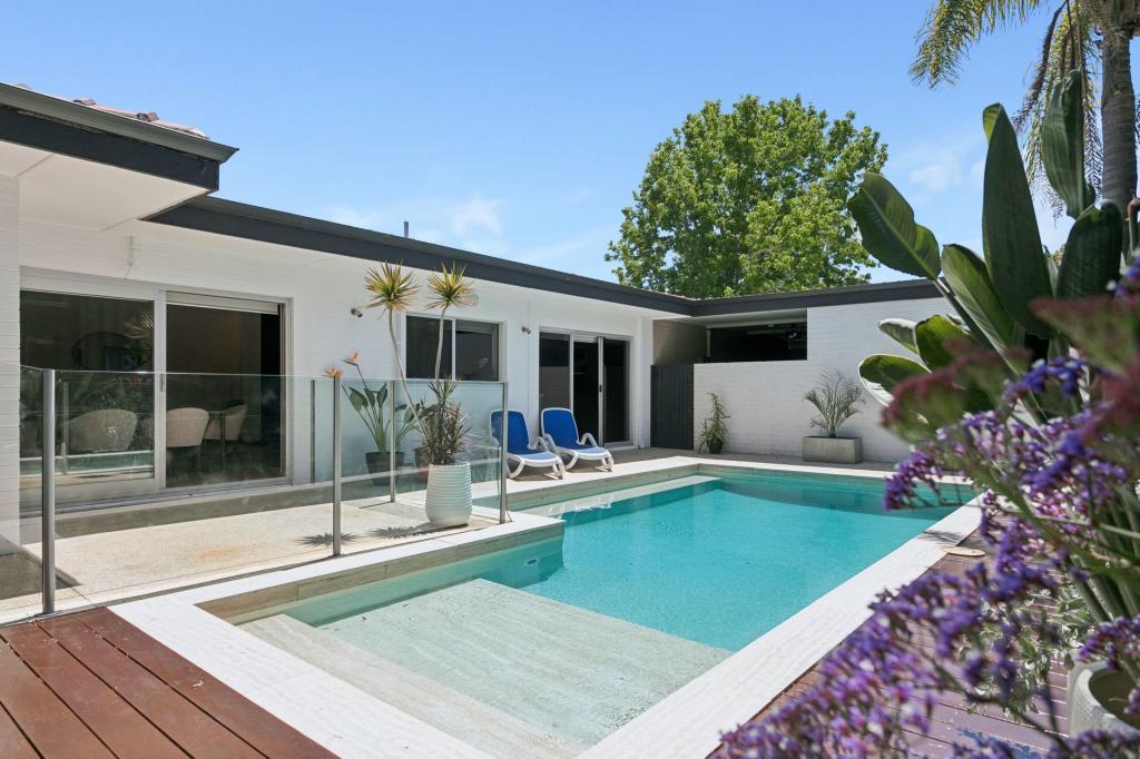 51 Dumfries Rd, Floreat, WA 6014