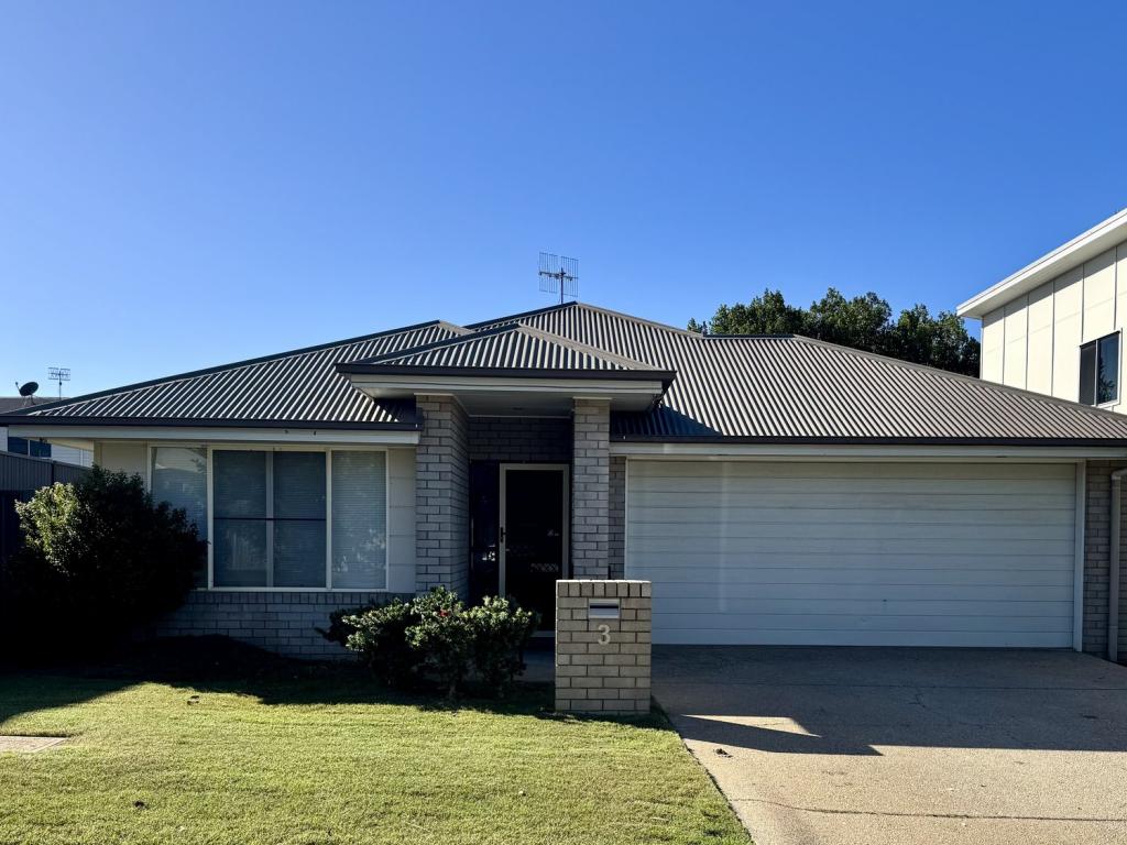 3 Raven Cres, Moranbah, QLD 4744