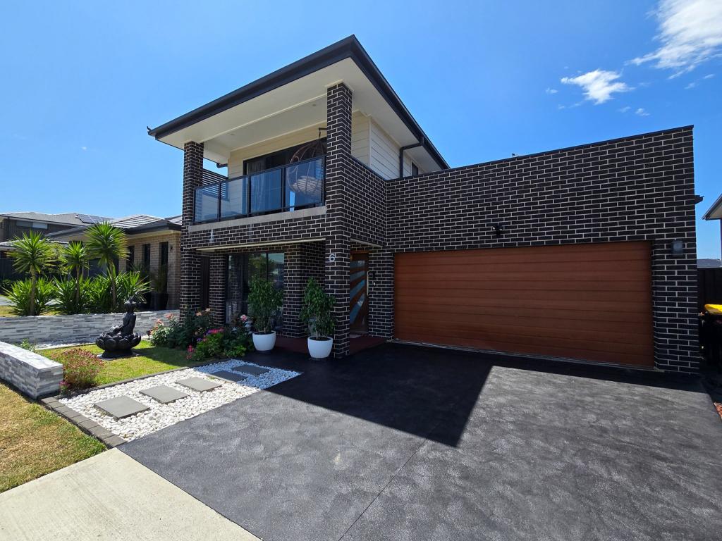 6 Woodbury Cct, Campbelltown, NSW 2560