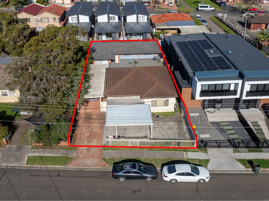 53 Madeline St, Fairfield West, NSW 2165