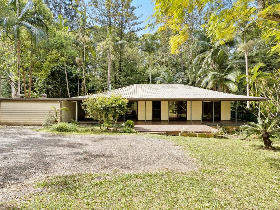 141 SMITHS CREEK RD, UKI, NSW 2484