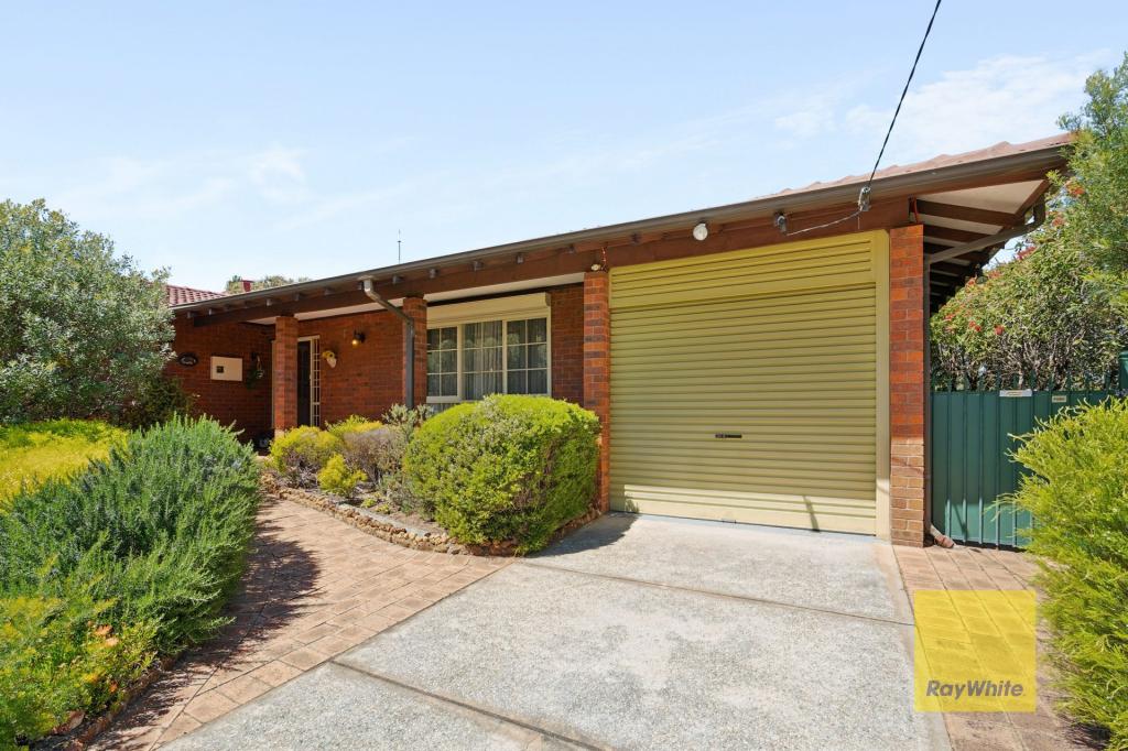 16 Pruiti Cres, Lesmurdie, WA 6076