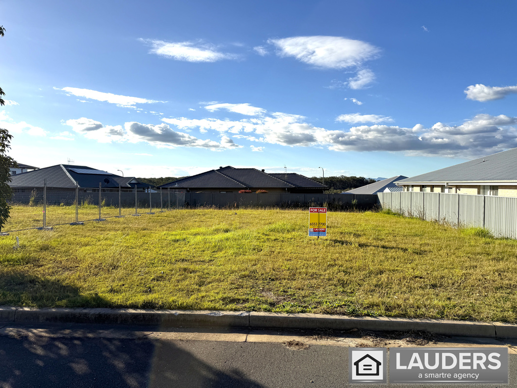 13 ONDAROO CRST, OLD BAR, NSW 2430