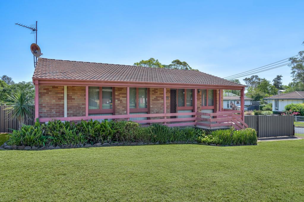 8 Howarth St, Rutherford, NSW 2320