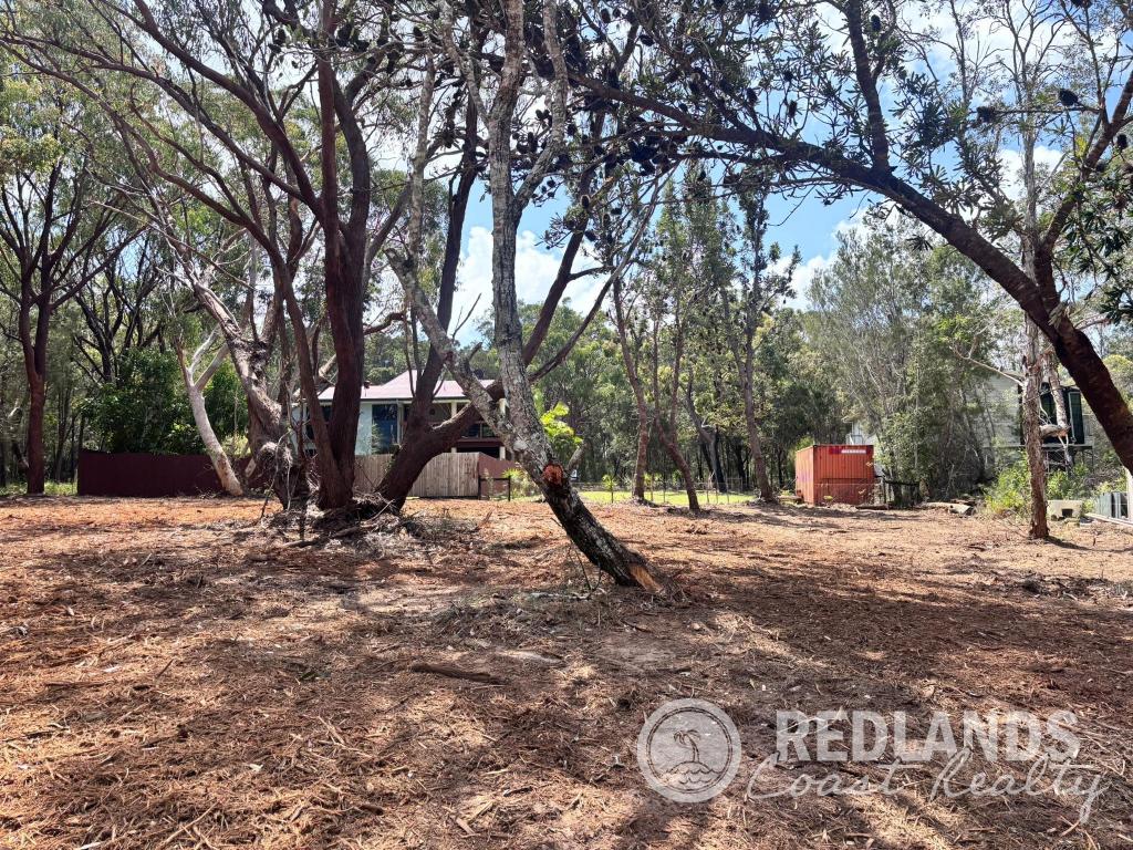 31-33 Fenton Rd, Russell Island, QLD 4184
