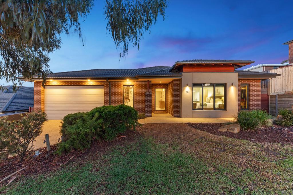 13 HEYINGTON WAY, OFFICER, VIC 3809