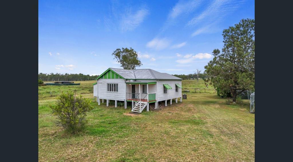 421 Haigslea-Amberley Rd, Walloon, QLD 4306