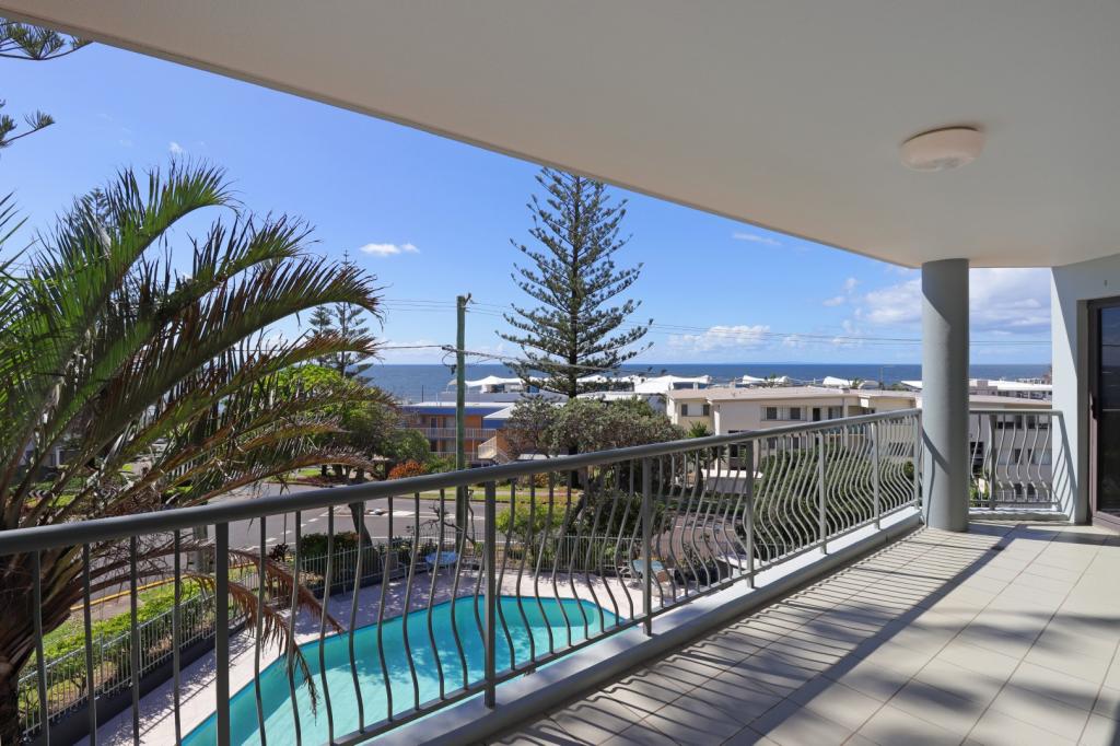 8/4 WARNE TCE, KINGS BEACH, QLD 4551