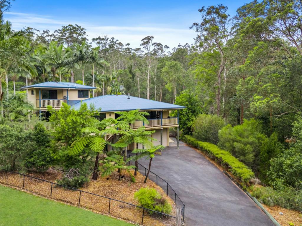 22 Lords Ave, Mount Nathan, QLD 4211