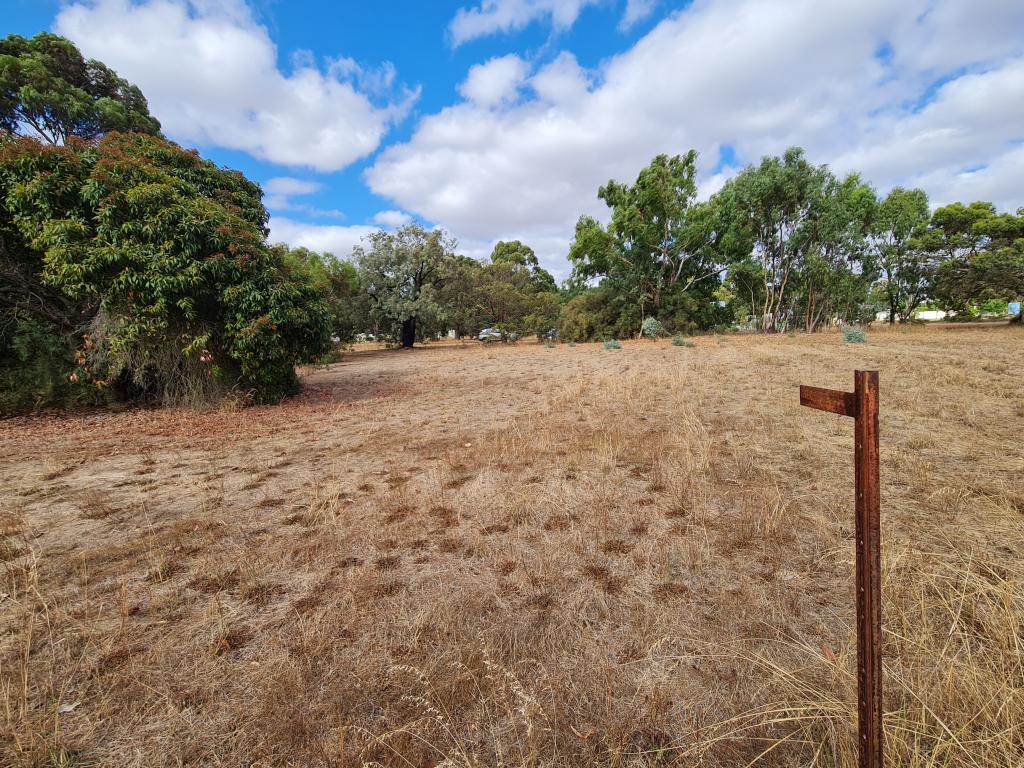 59 Sixth Ave, Kendenup, WA 6323