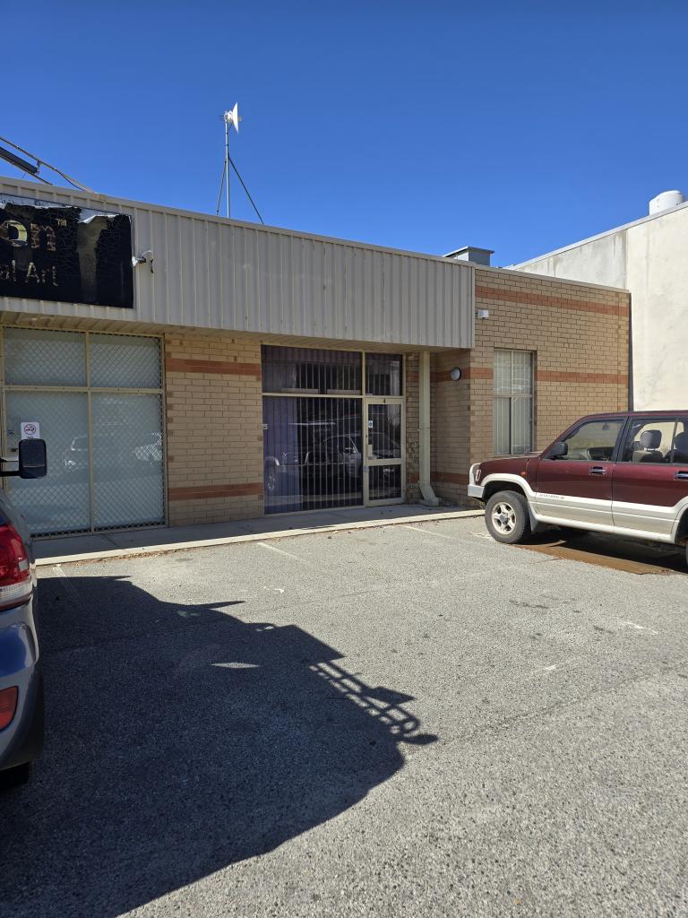 4/11 Townsend St, Malaga, WA 6090