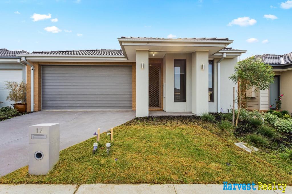 17 Bourbon Rd, Cranbourne East, VIC 3977