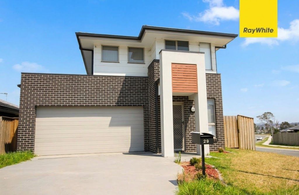29 Kingsman Ave, Elderslie, NSW 2570