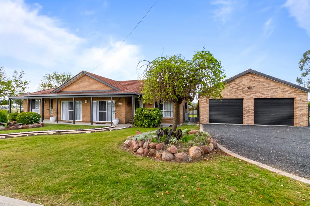 23a John St, Uralla, NSW 2358
