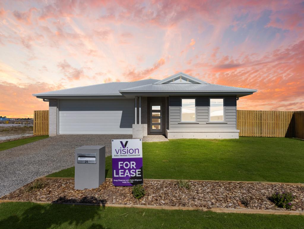 25 North Lakes Cct, Burrum Heads, QLD 4659