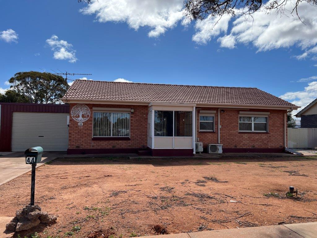 44 Kloeden St, Whyalla Norrie, SA 5608