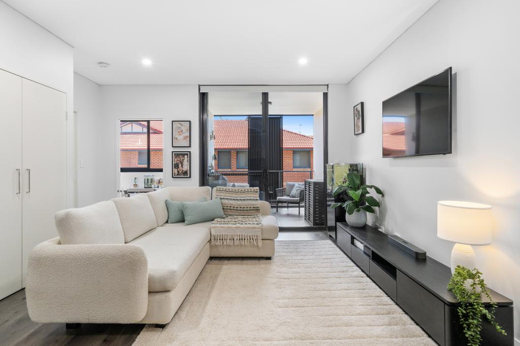 206/9 DERWENT ST, SOUTH HURSTVILLE, NSW 2221
