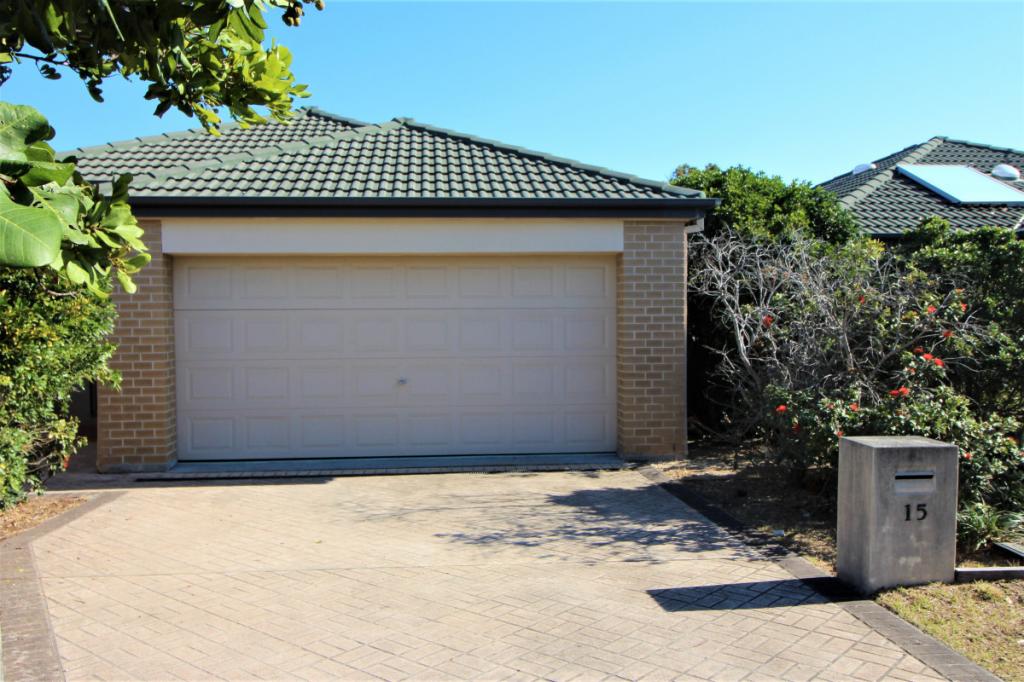 15 Oceania Ct, Yamba, NSW 2464