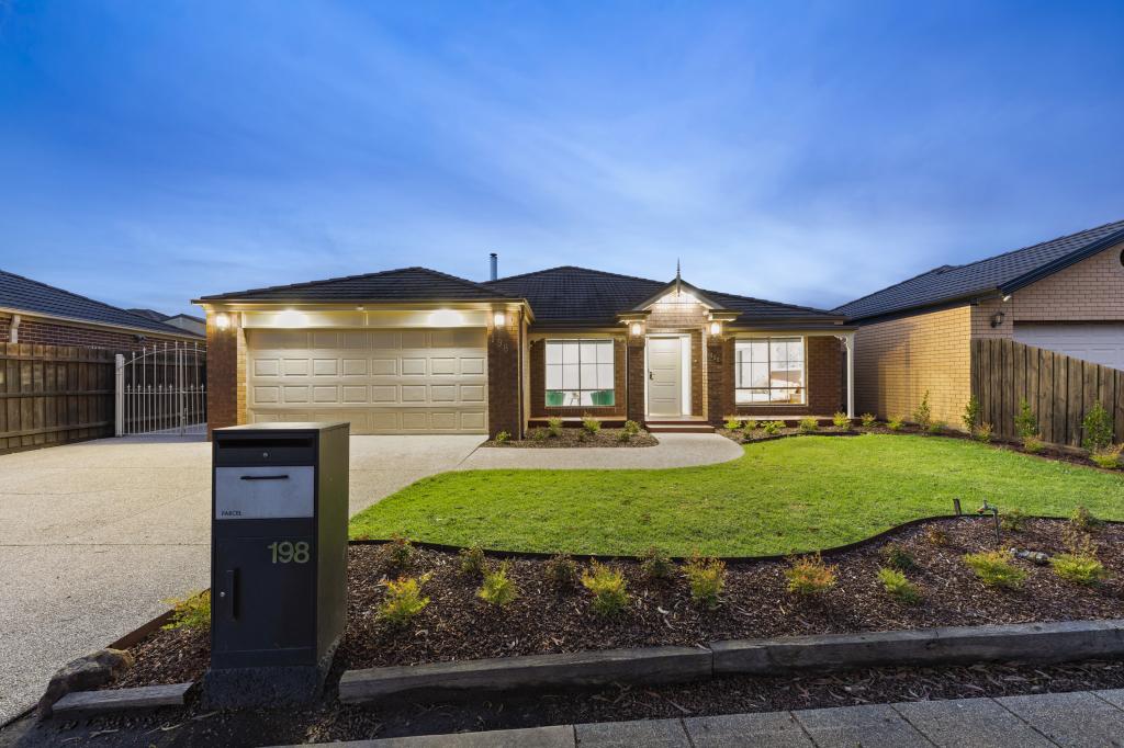 198 Paterson Dr, Lynbrook, VIC 3975