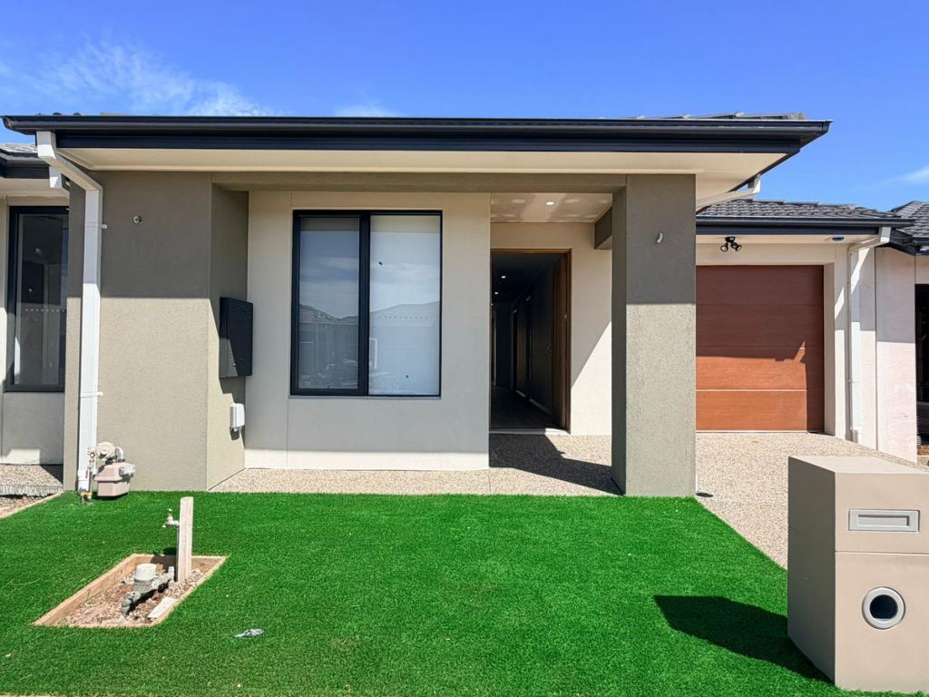 15 Granite Cres, Fraser Rise, VIC 3336