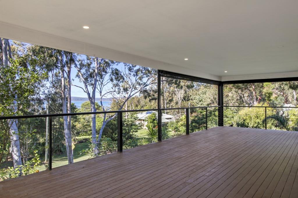 36 Beelong St, Macleay Island, QLD 4184