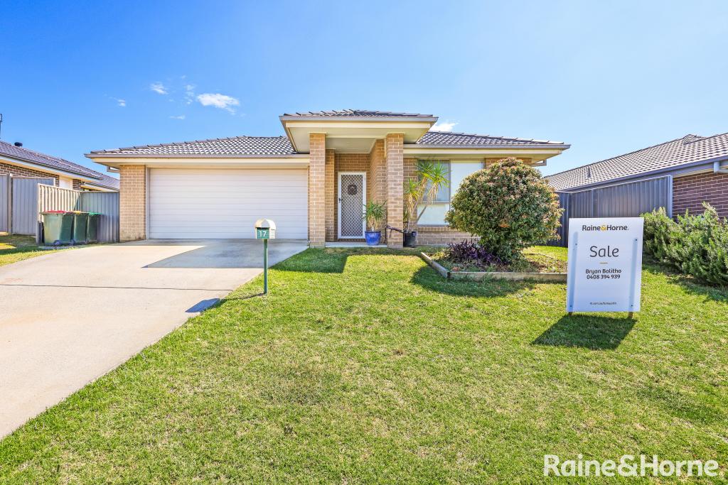 17 Reginald Dr, Kootingal, NSW 2352
