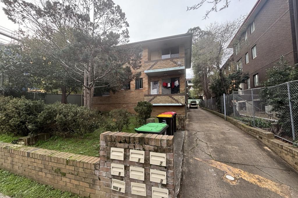 8/15 ALLEN ST, HARRIS PARK, NSW 2150