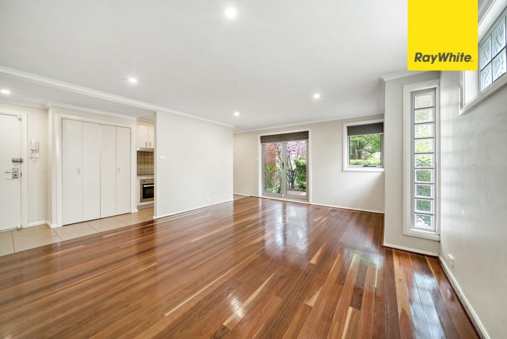 2/39 MOORE ST, TURNER, ACT 2612