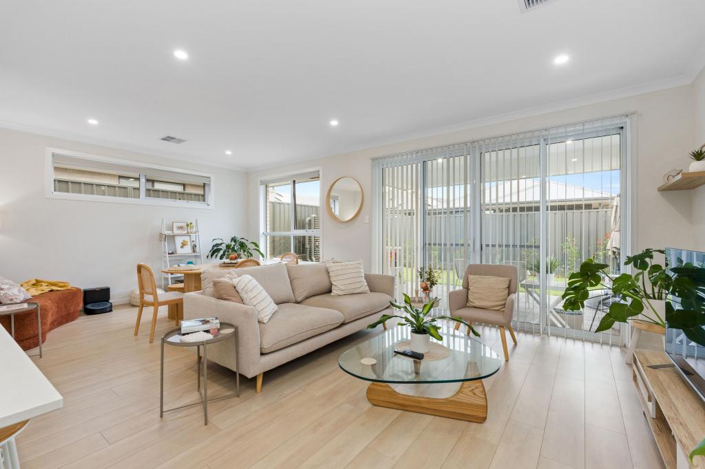 14 Riviera Dr, Mount Barker, SA 5251