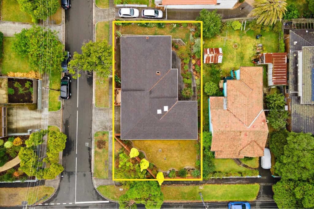 10 Hazel St, Camberwell, VIC 3124