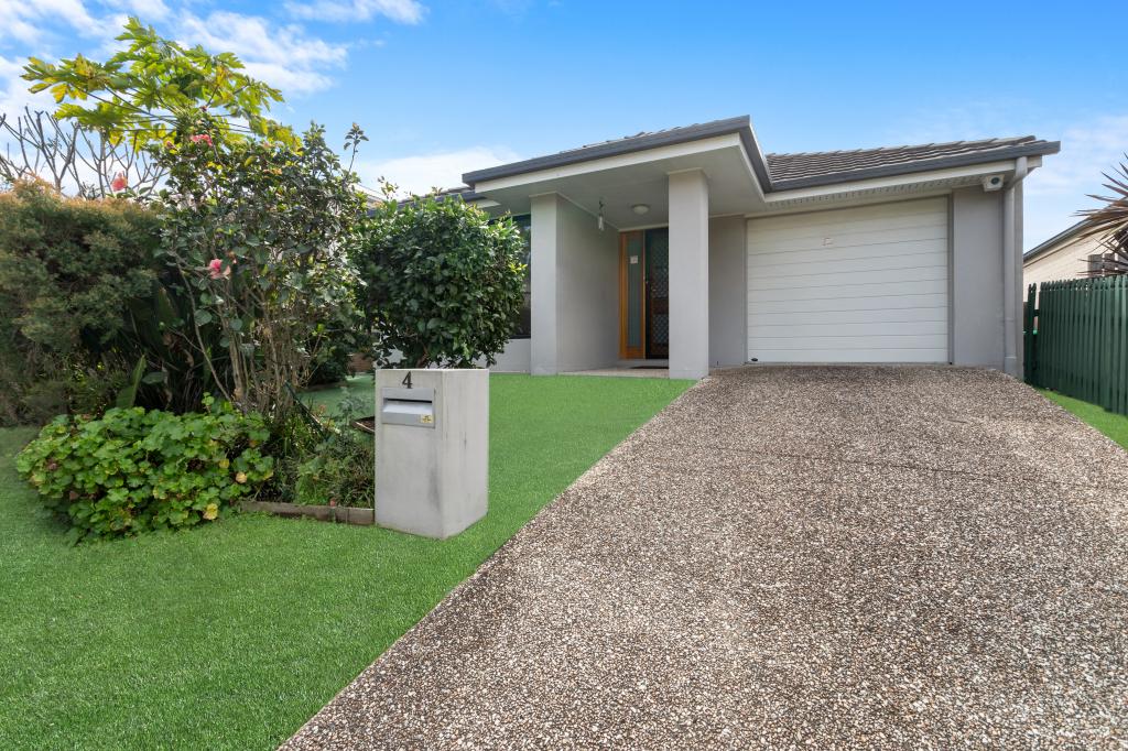 4 HUME CCT, WARNER, QLD 4500