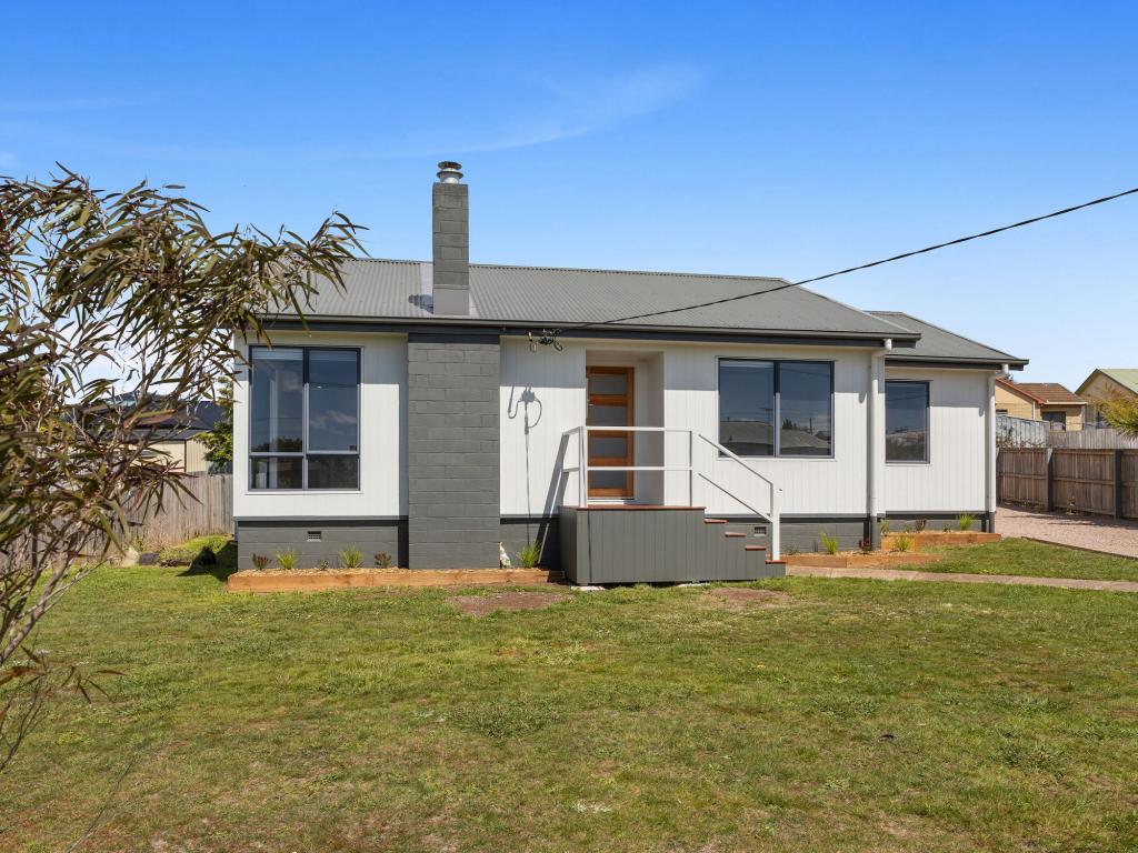 13 Holyman St, Devonport, TAS 7310