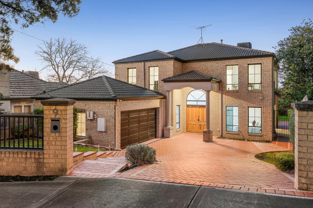 9 Avon St, Bulleen, VIC 3105