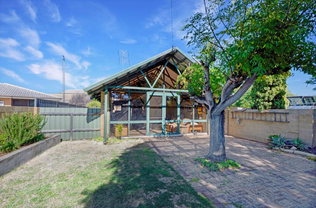 5 Osborne Way, Port Denison, WA 6525
