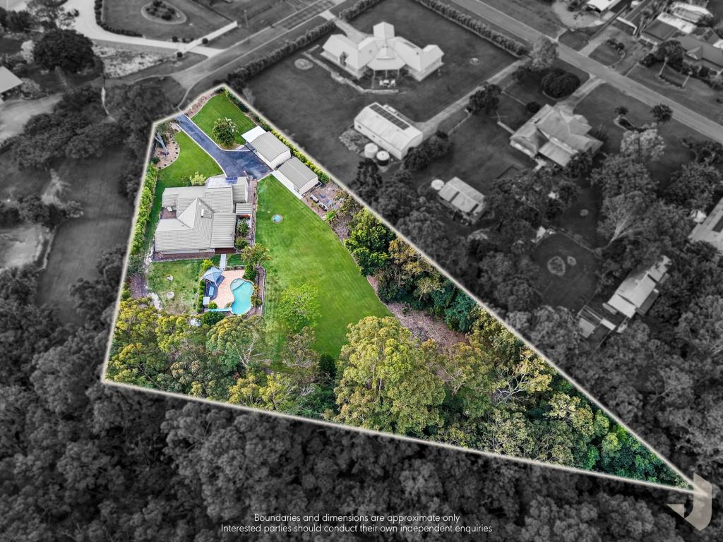 8 Lawler Ct, Belivah, QLD 4207