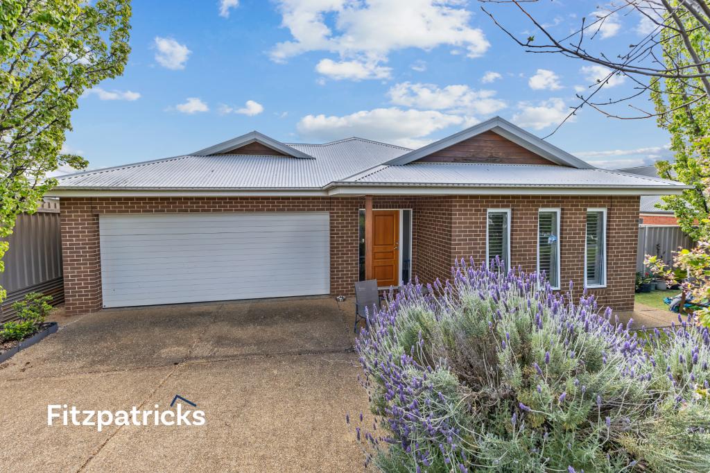 52 Kaloona Dr, Bourkelands, NSW 2650