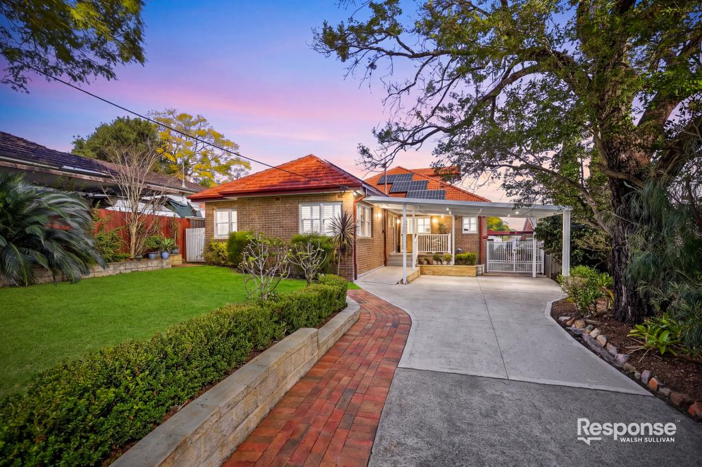 4 Whitehaven Rd, Northmead, NSW 2152