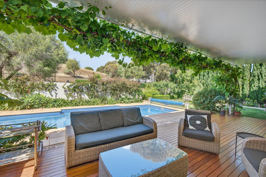 9 Solitude Dr, Carrickalinga, SA 5204