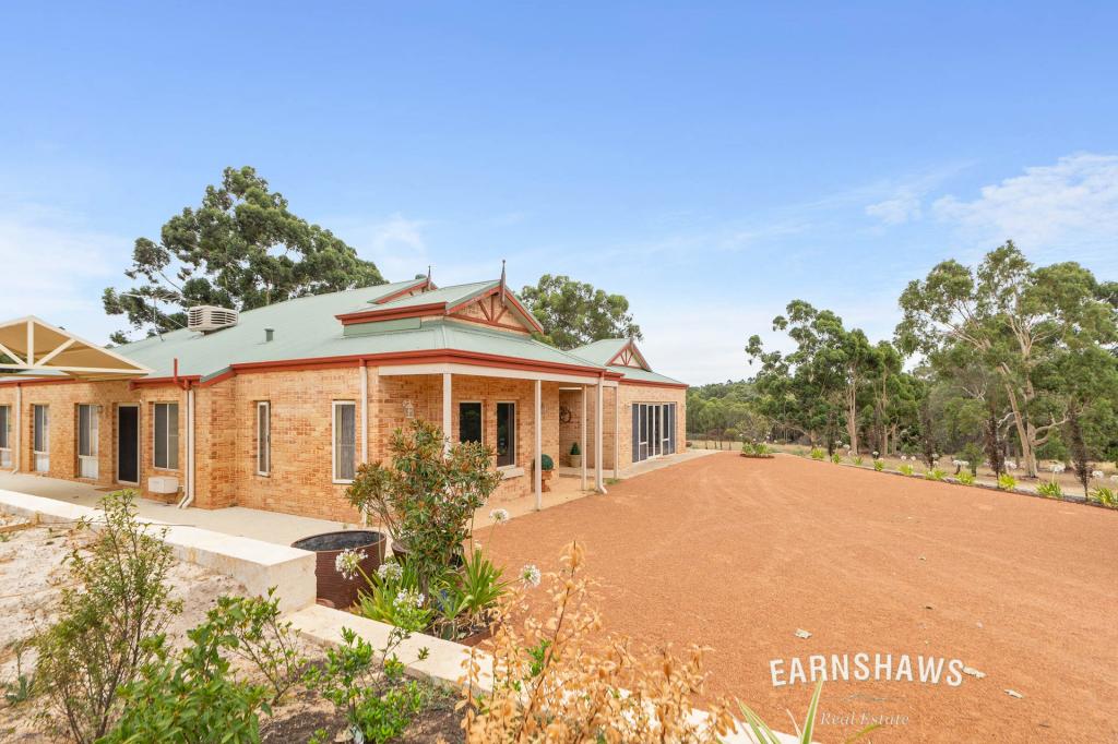 86 Strawberry Hill Dr, Gidgegannup, WA 6083