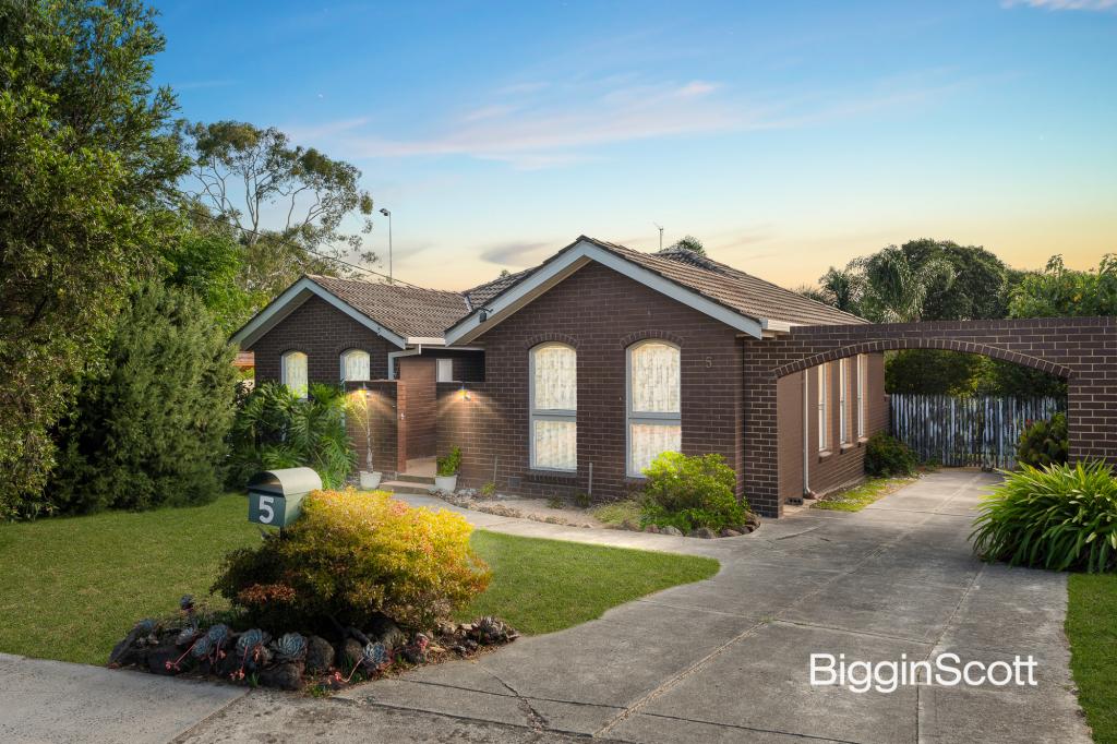 5 Swift Dr, Glen Waverley, VIC 3150