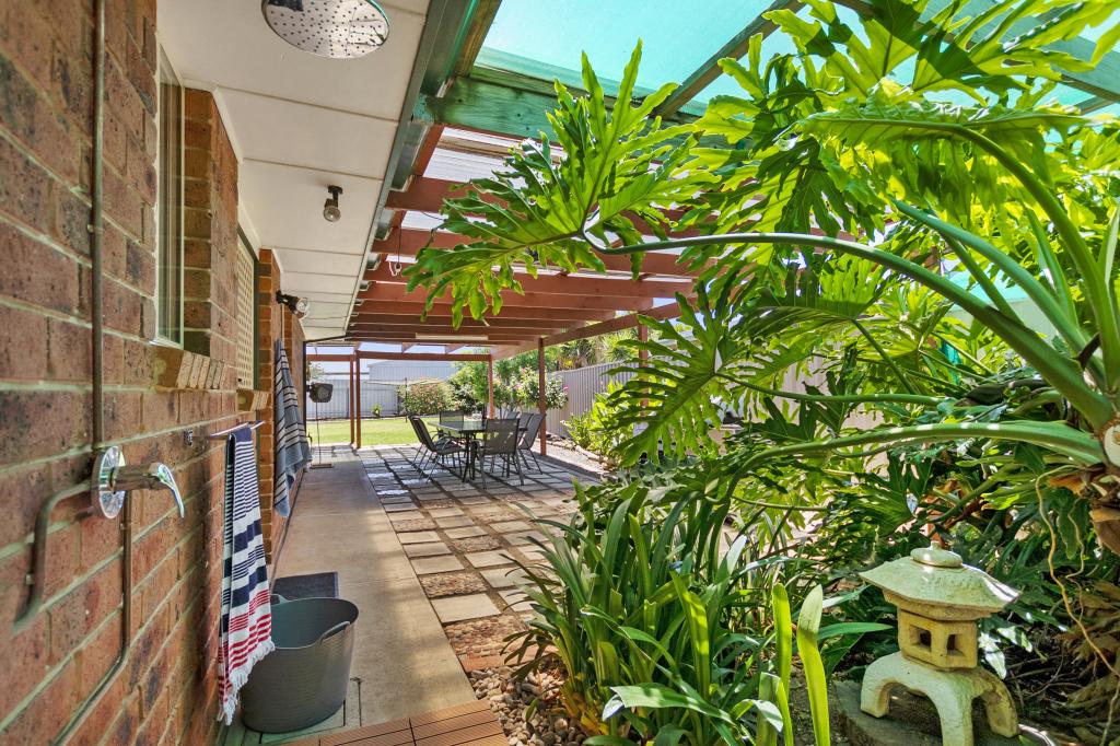 11 Atkinson Cres, Aldinga Beach, SA 5173